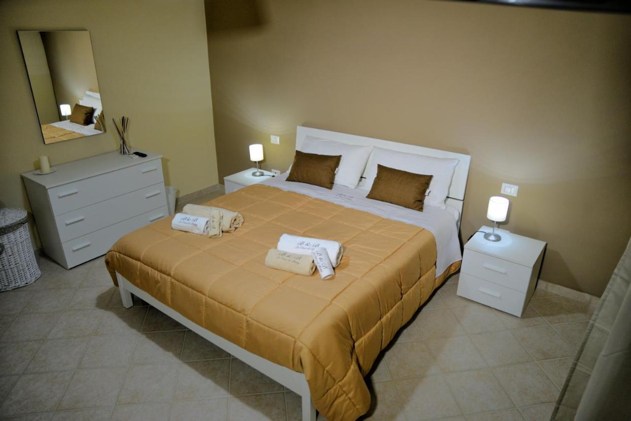 B&B La Casa Di Betty Albanella 外观 照片